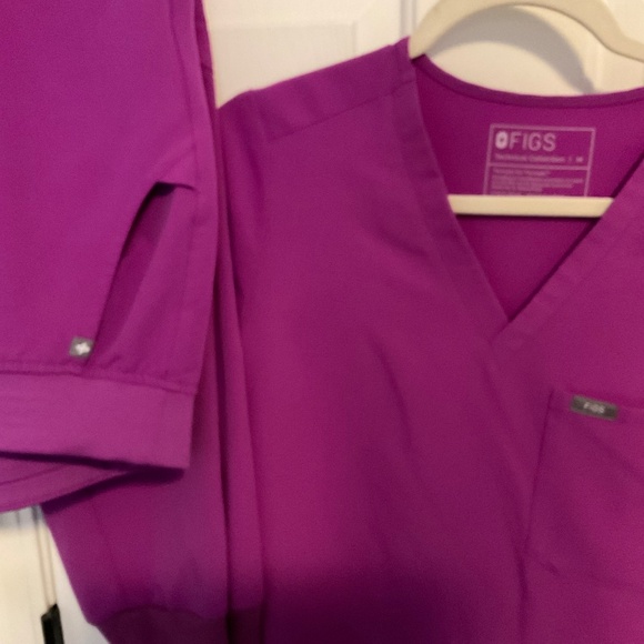 Figs Scrub Set - Picture 2 of 2